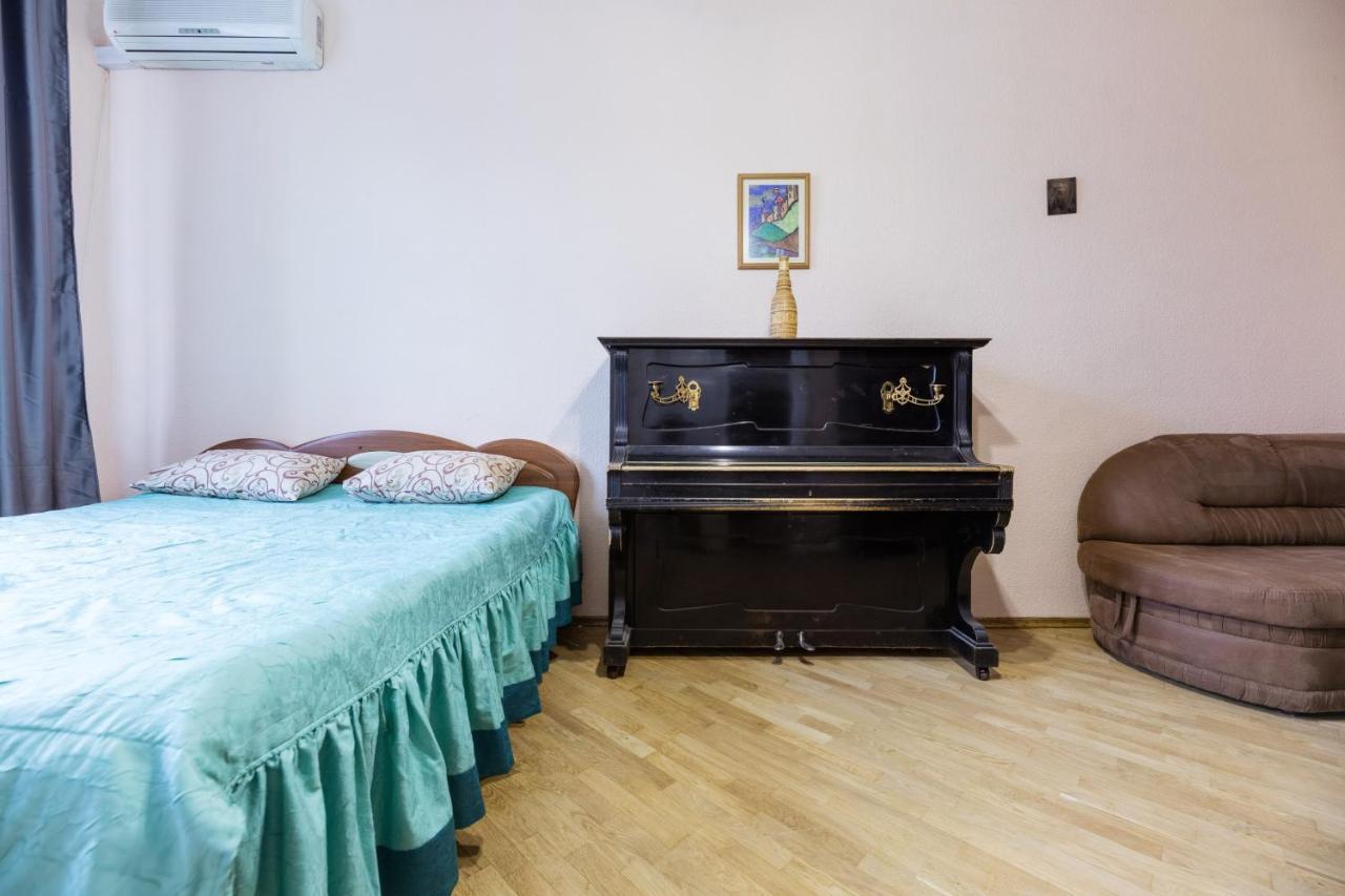 Apartment With Lovely View キエフ エクステリア 写真